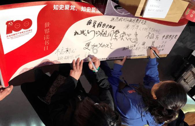 你的公司是如何挺过这三年的？有被迫发展副业吗？游戏画面